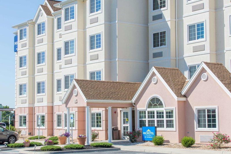 Microtel Inn & Suites by Wyndham Harrisonburg - photo 1
