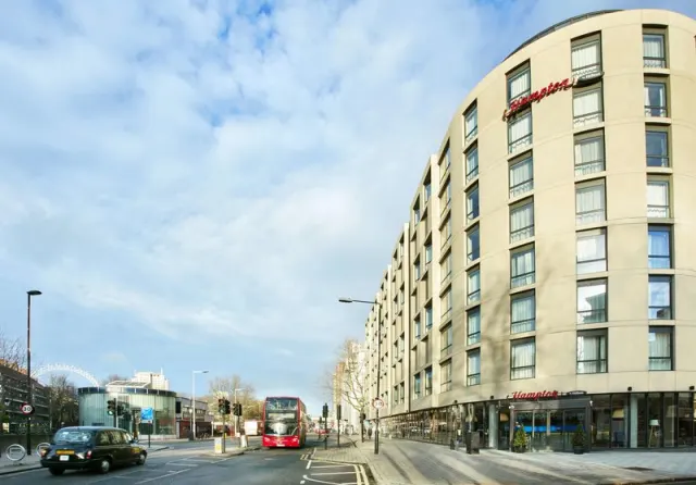 Hampton by Hilton London Waterloo - photo 2