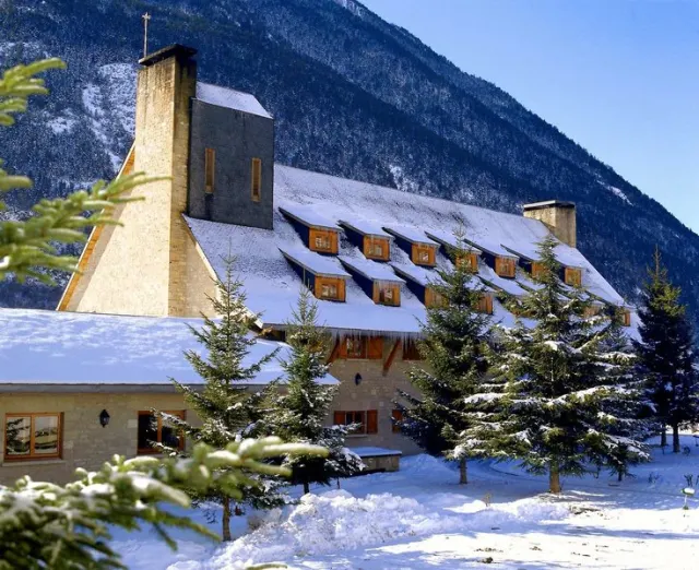 Parador de Artíes - foto 3