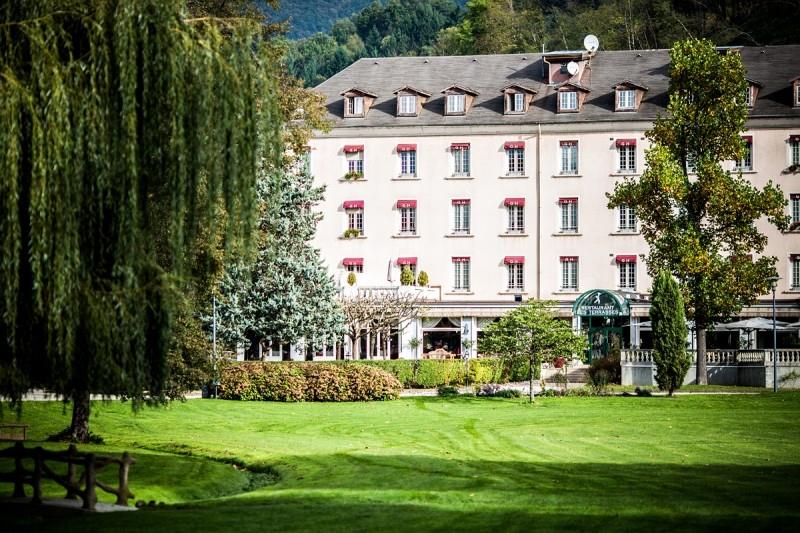 Grand Hotel & Spa Uriage - photo 1