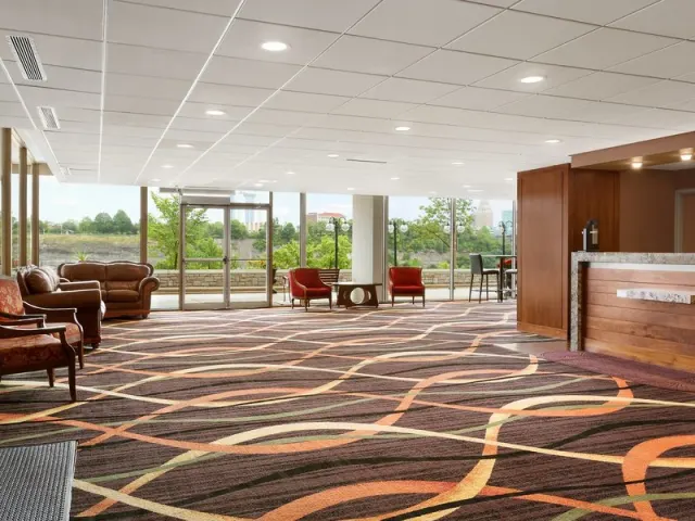 Travelodge by Wyndham Niagara Falls Fallsview - photo 3