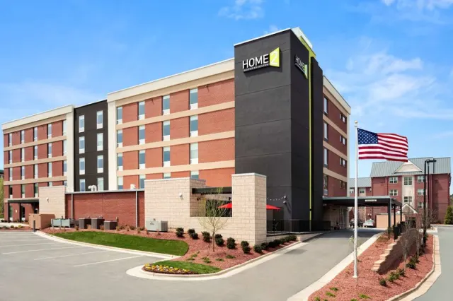 Home2 Suites by Hilton Greensboro Airport, Greensboro