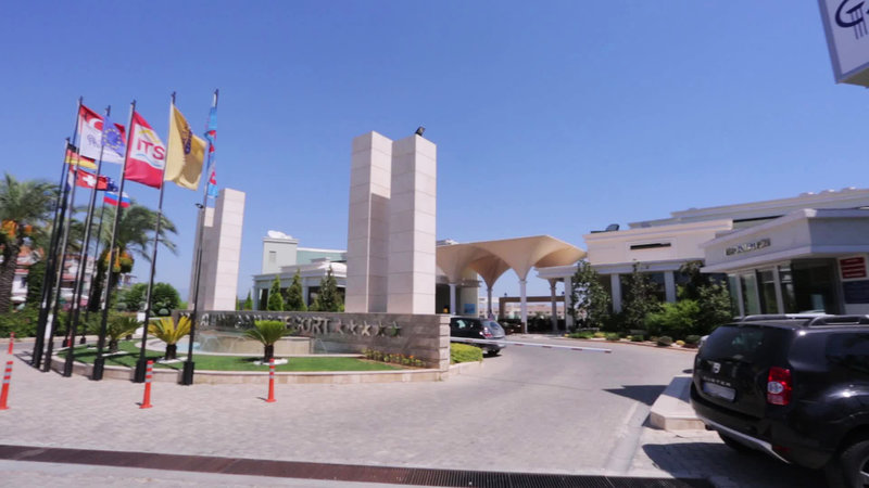 Royal Atlantis Spa & Resort - photo 1