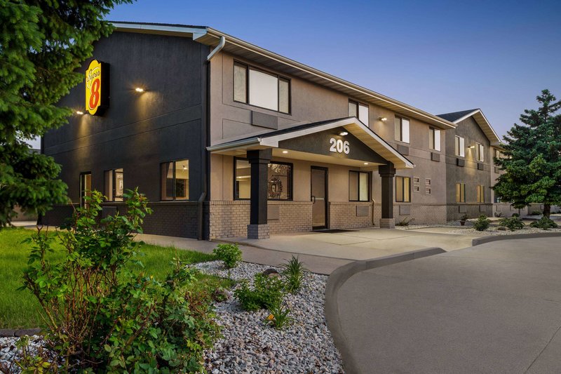 Super 8 by Wyndham Ankeny/Des Moines Area - photo 1