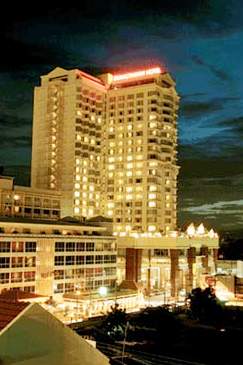 Duangtawan Hotel - photo 1