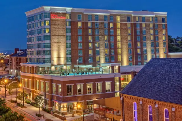 Hilton Garden Inn Nashville DowntownConvention Center - photo 3