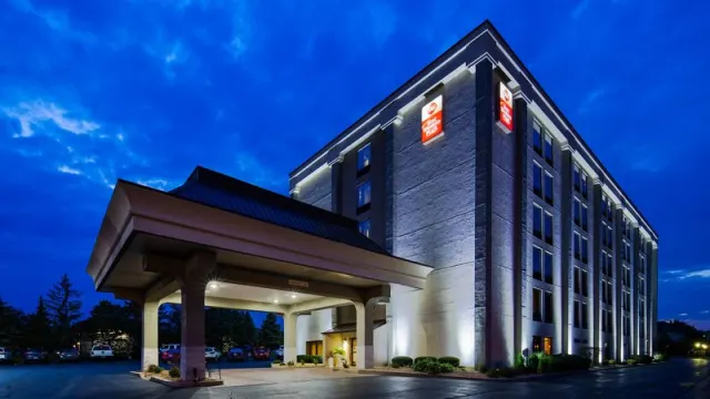 Best Western Plus Chicagoland Countryside, Illinois