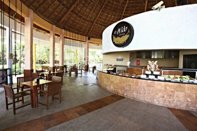 Sandos Caracol Nature Resort & Water Park - photo 3