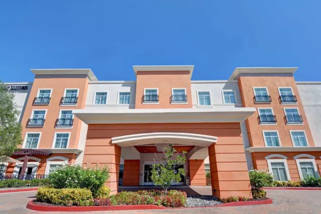 Embassy Suites by Hilton Valencia, Valencia