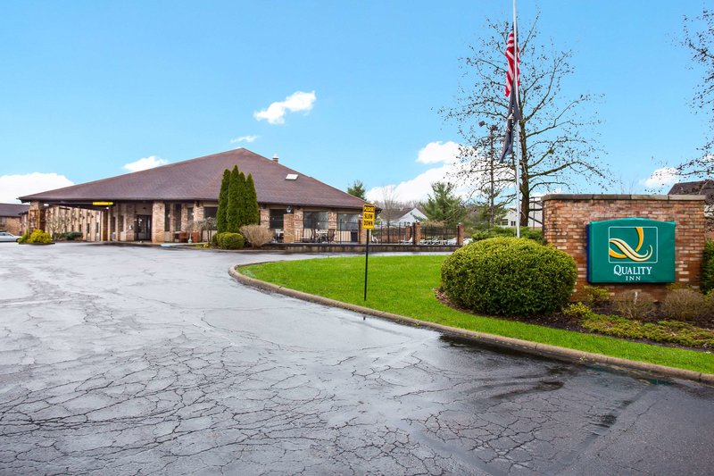 Quality Inn — фото 1
