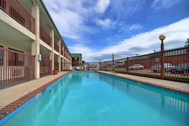 Best Western Cedar Inn — фото 4