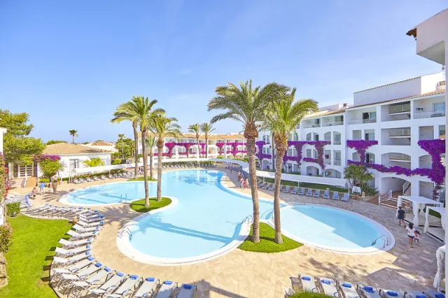 Prinsotel La Caleta Apartments - photo 2