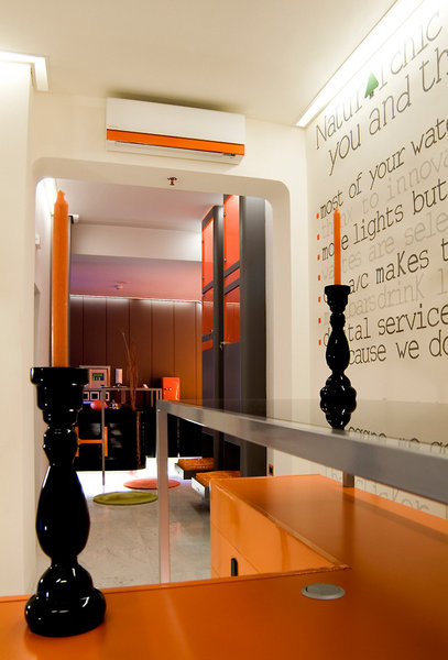 Orange Hotel - foto 2