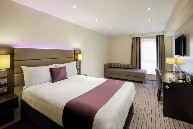 Premier Inn London Twickenham Stadium Hotel - photo 3