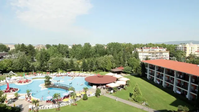 Hrizantema Hotel & Casino - photo 3