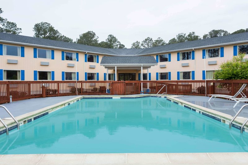 Days Inn by Wyndham Chincoteague Island - photo 1