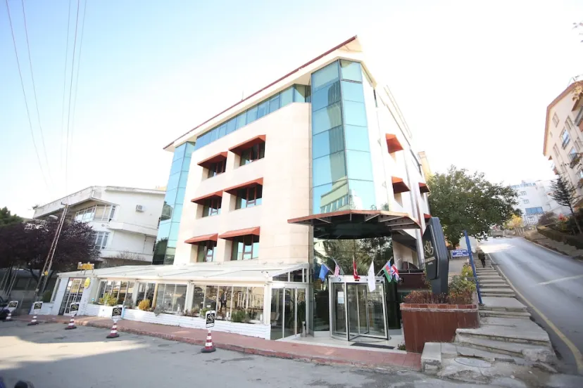Grand Nora Hotel - photo 1