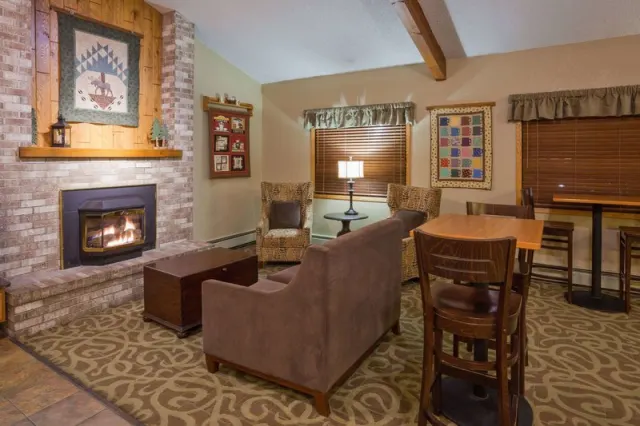 AmericInn by Wyndham Roseau - photo 2