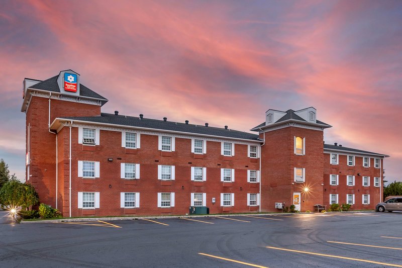 SureStay Plus Hotel by Best Western Kincardine - photo 1