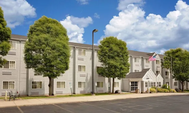 Microtel Inn & Suites by Wyndham Madison East, Madison