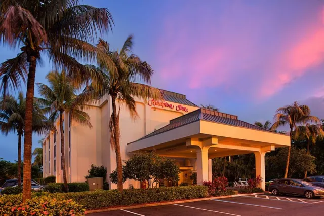 Hampton Inn Central Naples, Florida
