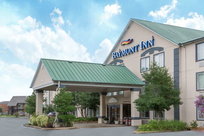 Baymont by Wyndham Jonesboro - photo 1