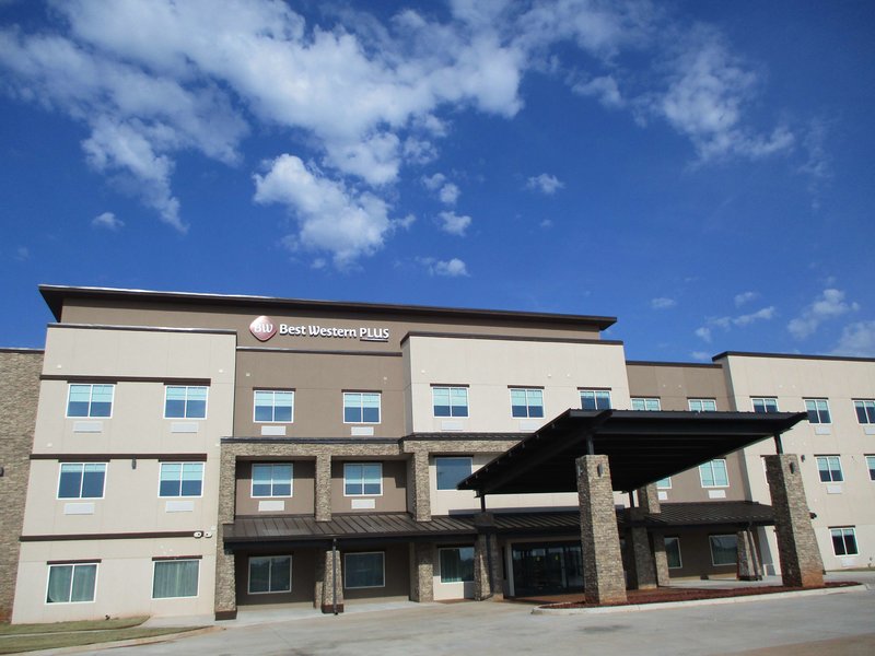 Best Western Plus Chickasha Inn - photo 1