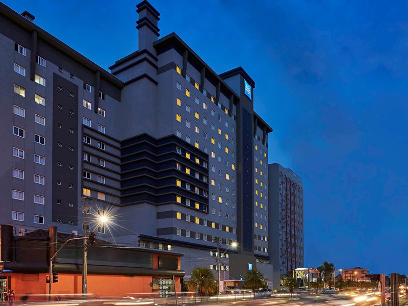 ibis budget Curitiba Centro - foto 1
