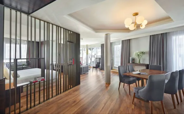 Hyatt Centric Gran Via Madrid - photo 3