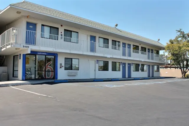 Motel 6 Atascadero - photo 3