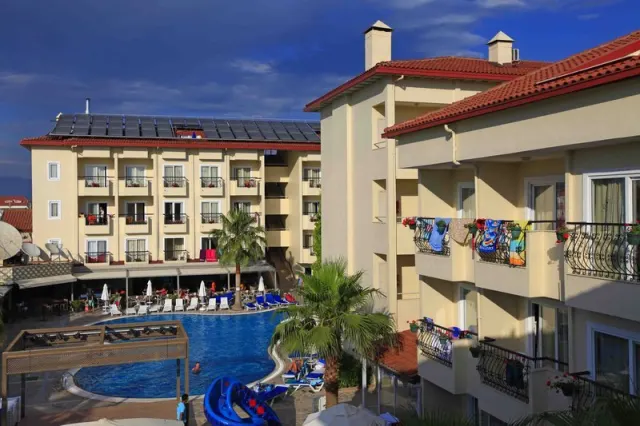 Sun City Apartments & Hotel - photo 2