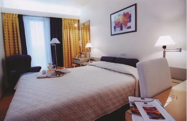 The Park Hotel Piraeus - photo 3