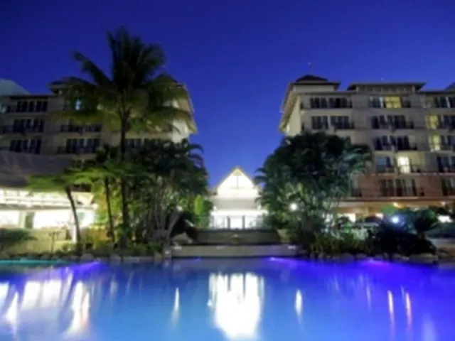 Novotel Cairns Oasis Resort - photo 2