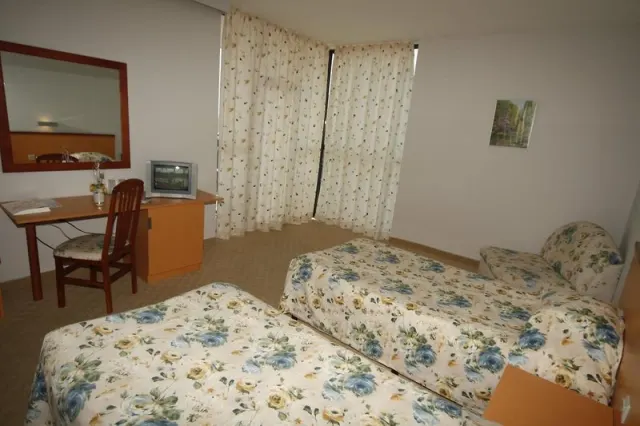 Fiesta M Hotel - photo 2