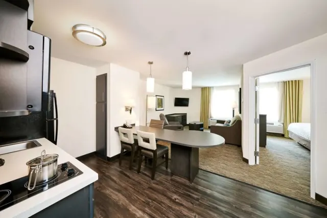 Sonesta Simply Suites Arlington Entertainment District - photo 3