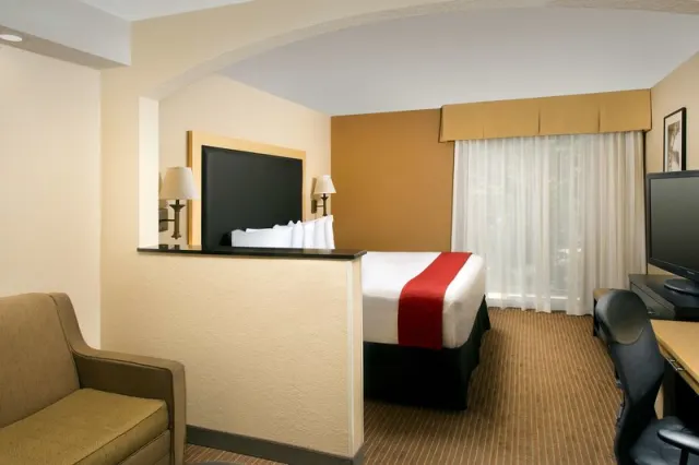 Best Western Alamo Suites - photo 3