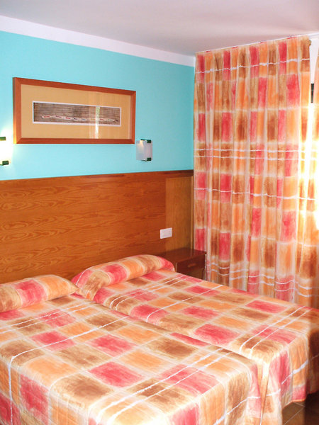 Hotel Apartamentos Beach Club Menorca - photo 3