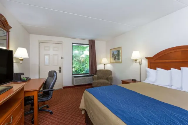 Days Inn By Wyndham Winston Salem North - photo 2