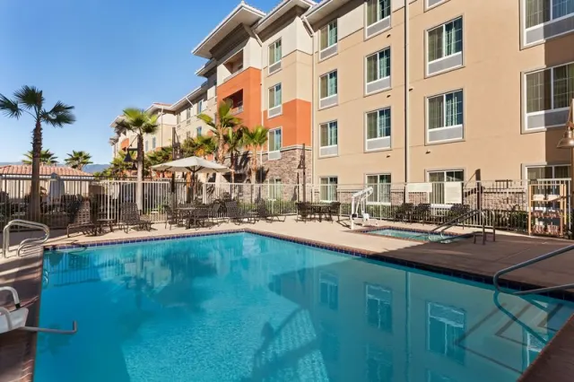 Hampton Inn  Suites San Bernardino - photo 2