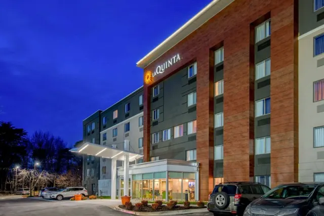 Holiday Inn Baltimore - Inner Harbor - photo 2