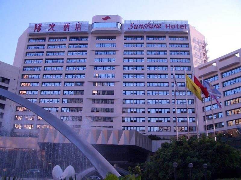Sunshine Hotel - photo 1
