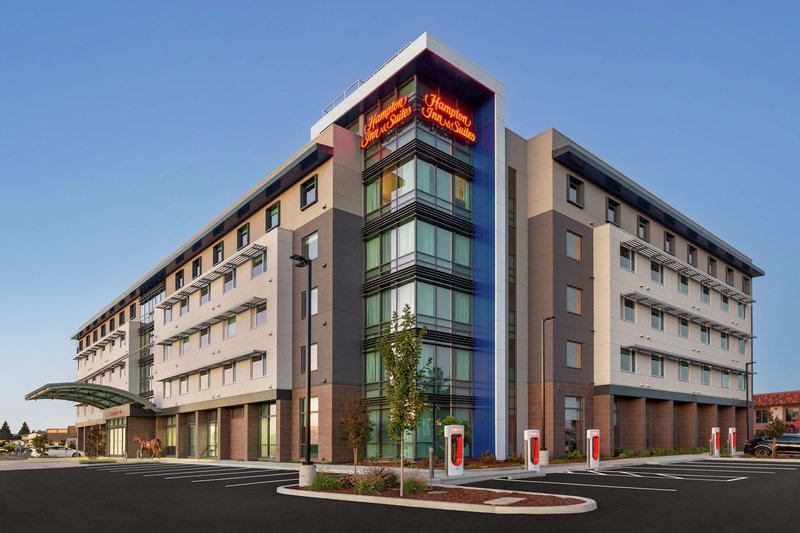 Hampton Inn & Suites San Mateo-San Francisco Airport - photo 1