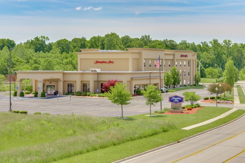 Hampton Inn Auburn - photo 1