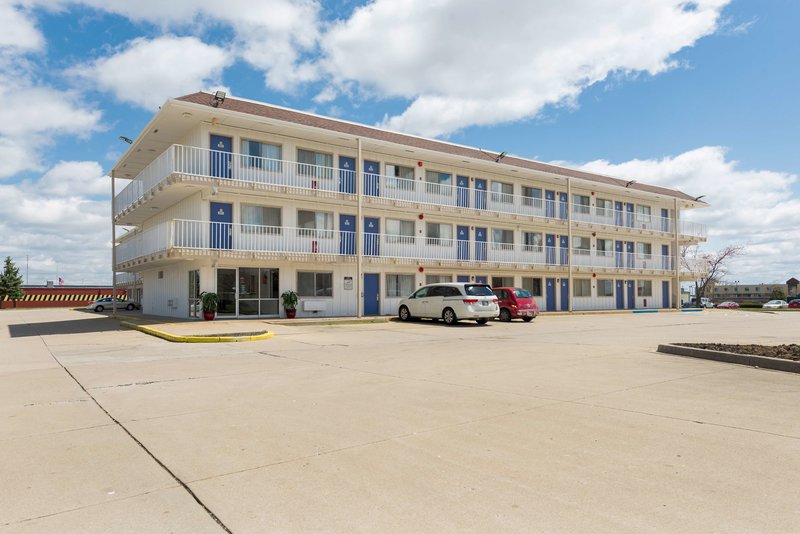 Motel 6 Dayton, Oh - photo 1