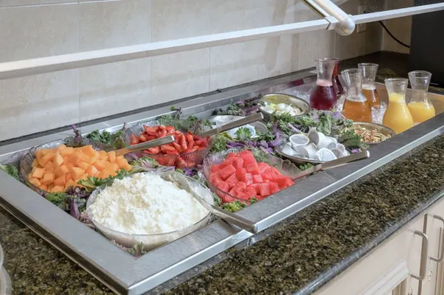 Hilton Garden Inn Plymouth - photo 4