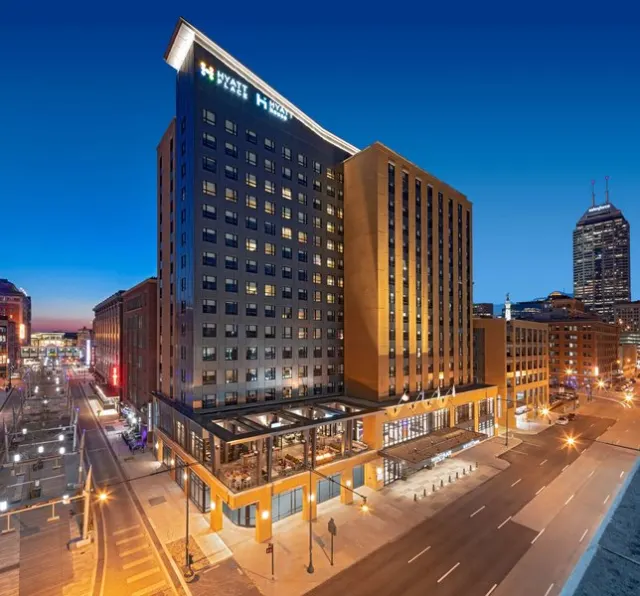 Hyatt Place Indianapolis  Downtown - photo 2