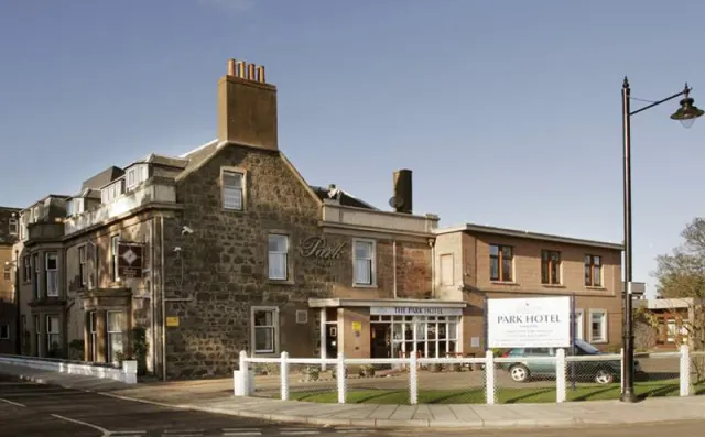 The Park Hotel Montrose - photo 2