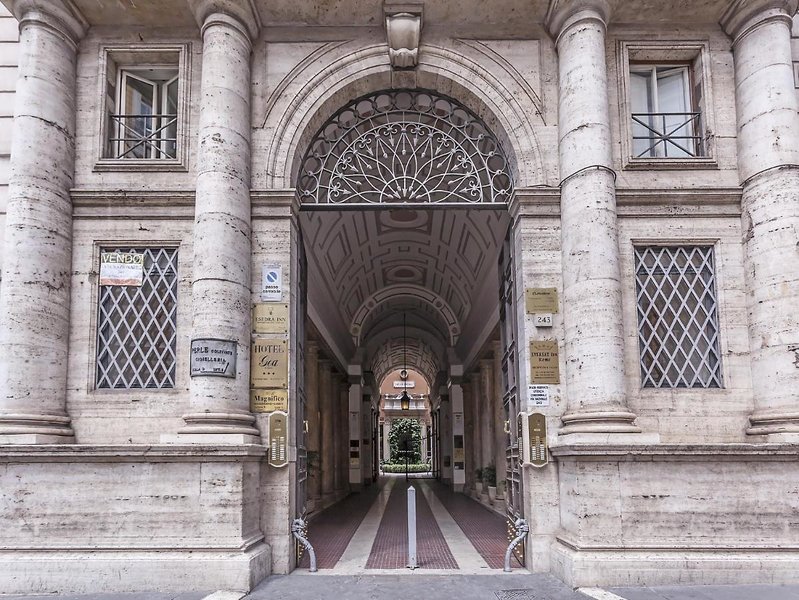 Hotel Regina Giovanna - photo 1