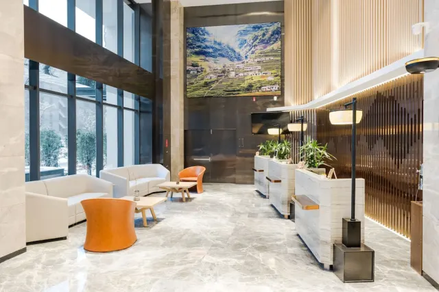 Atour Hotel South Bund - photo 4