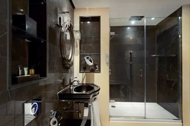 Hilton London Syon Park - photo 4